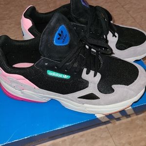 Adidas falcon sneakers original colors